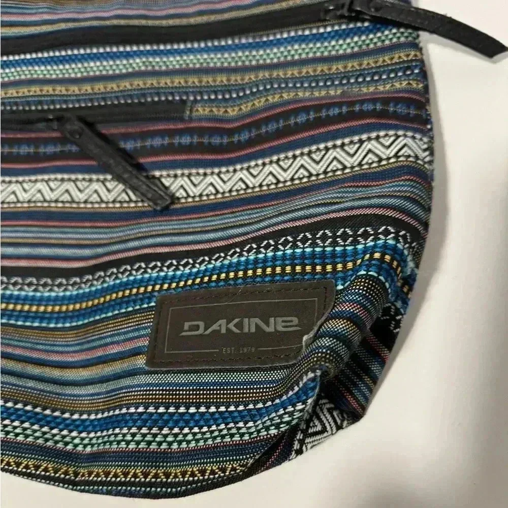 Dakine unisex crossbody bag
